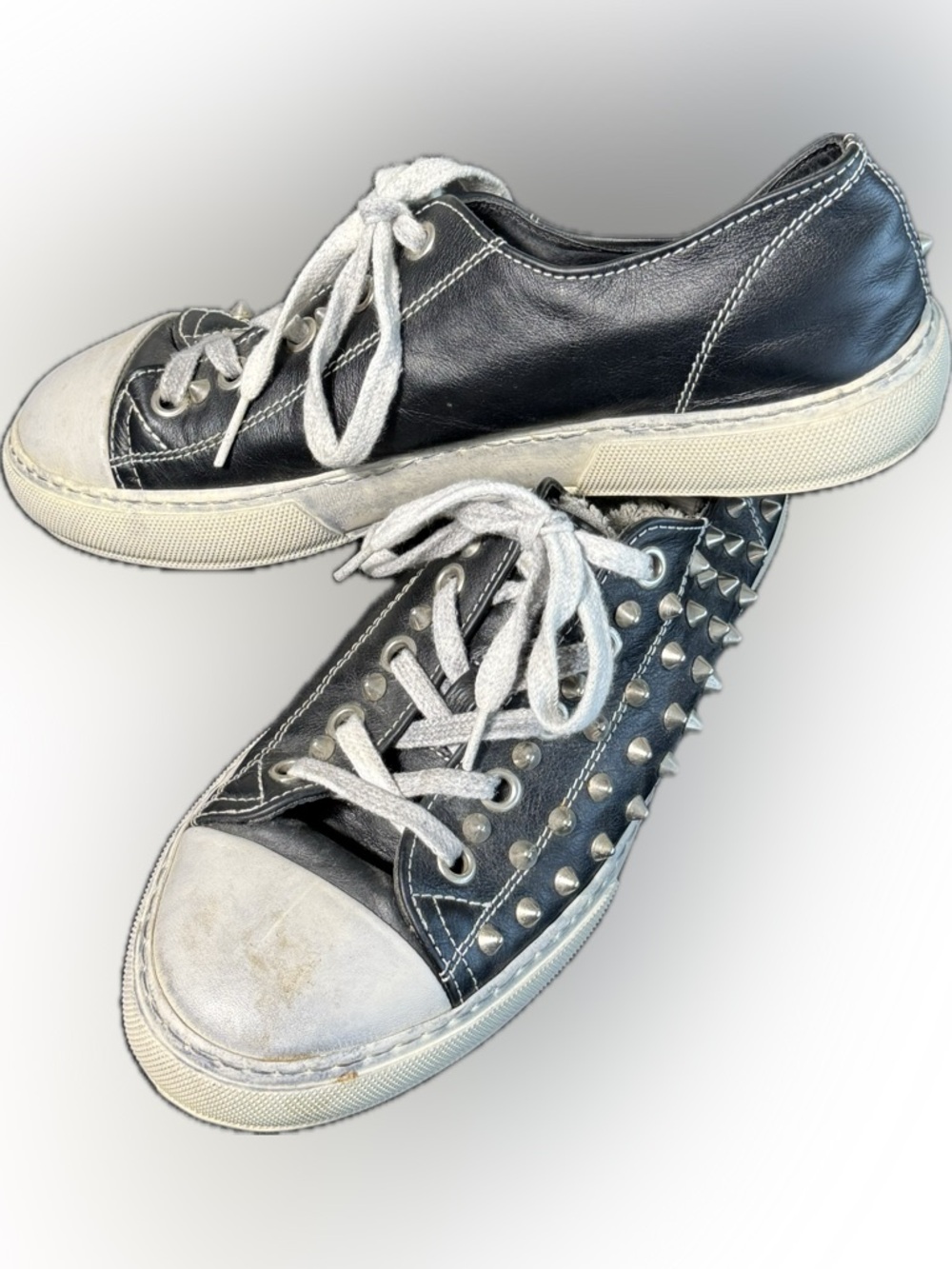 Pinoso’s Young Line Studded Leather Sneakers EU 44 Black White